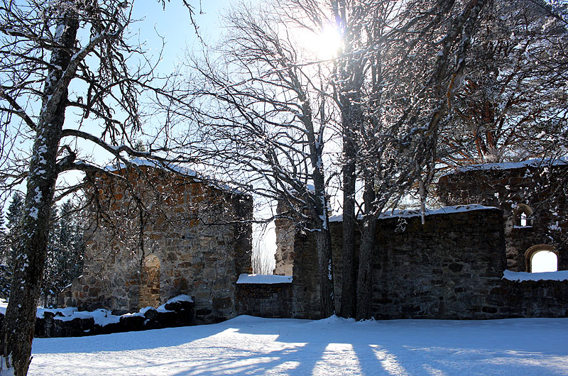 Sunne kyrkoruin