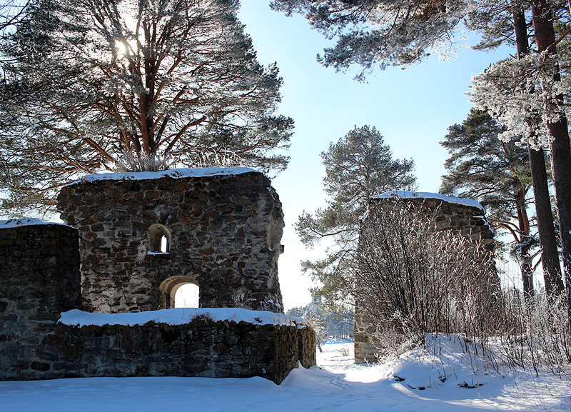 Sunne kyrkoruin