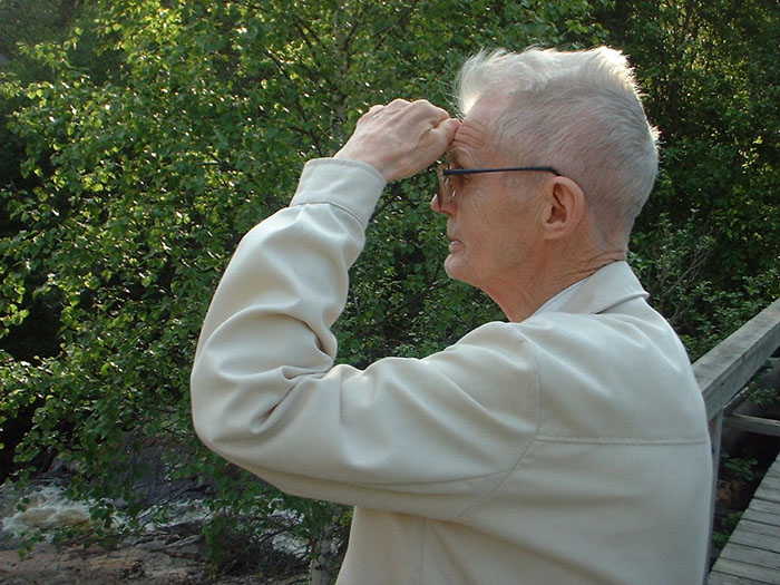 2004