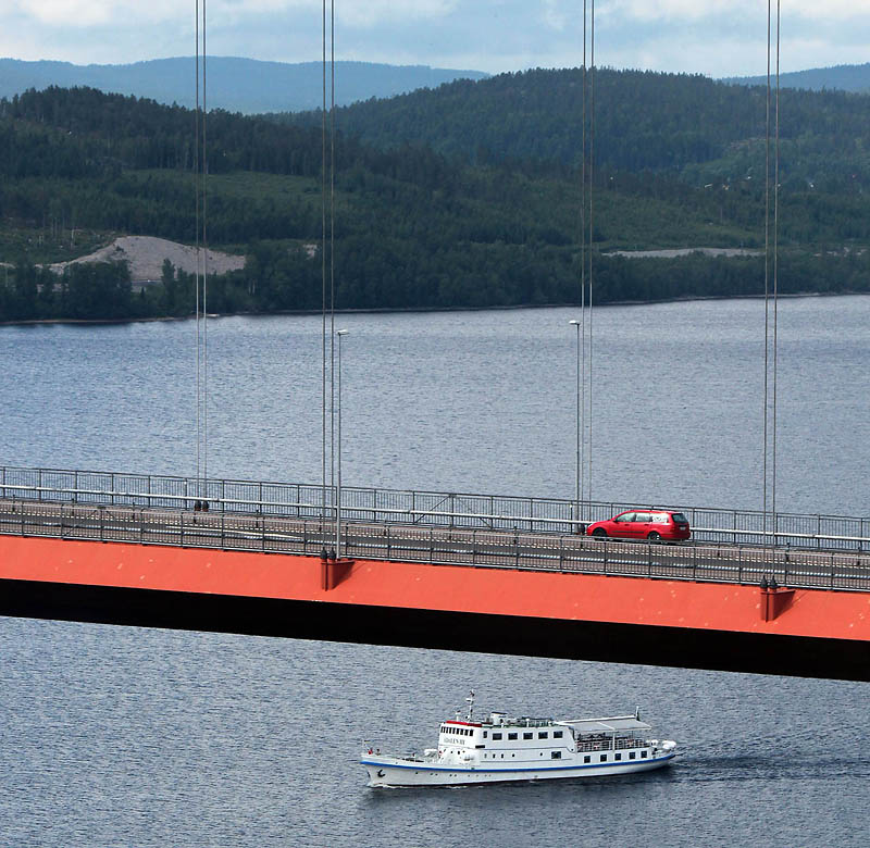 Högakusten bron