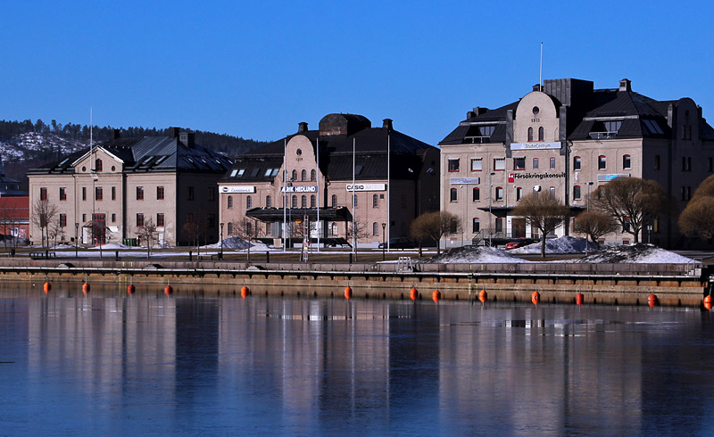 Mot Kronholmen